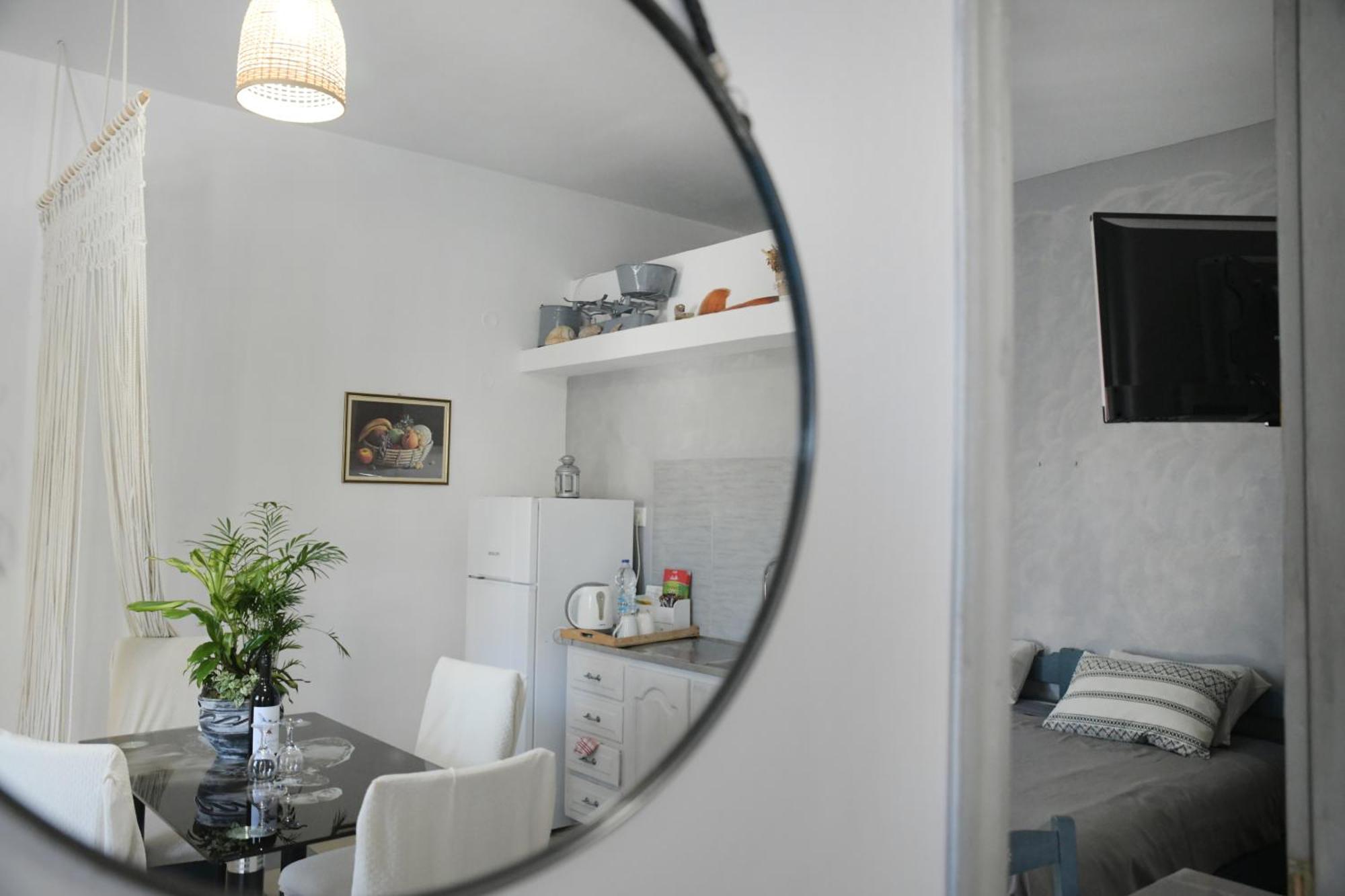 Panorama Studios & Apartments Myrties Buitenkant foto